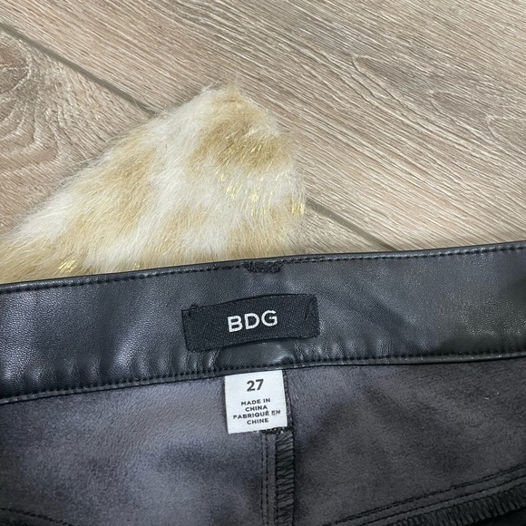 BDG urban outfitters black faux leather skinny pants - Picture 2 of 5